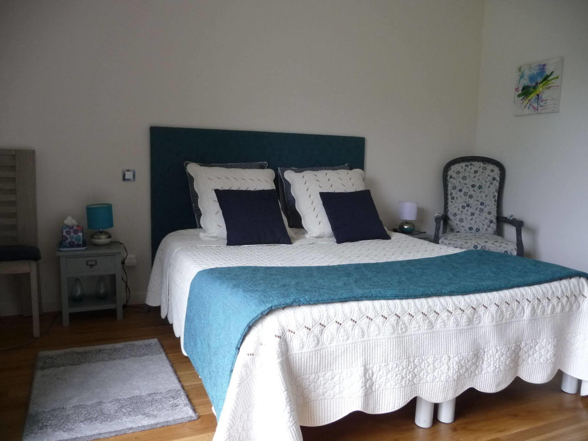 Bed and Breakfast Le Jardin Aux Oiseaux Férel Zewnętrze zdjęcie