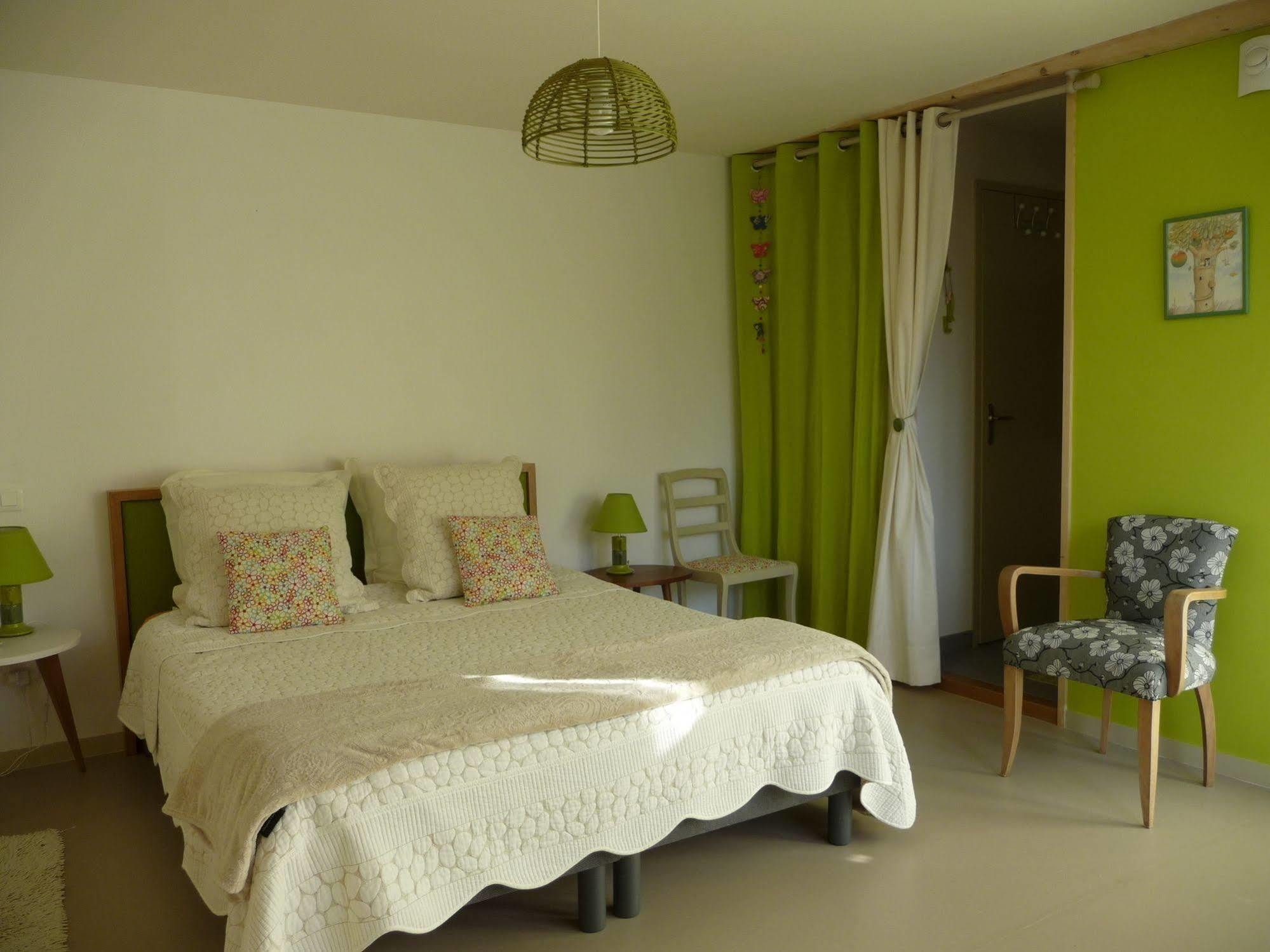Bed and Breakfast Le Jardin Aux Oiseaux Férel Zewnętrze zdjęcie