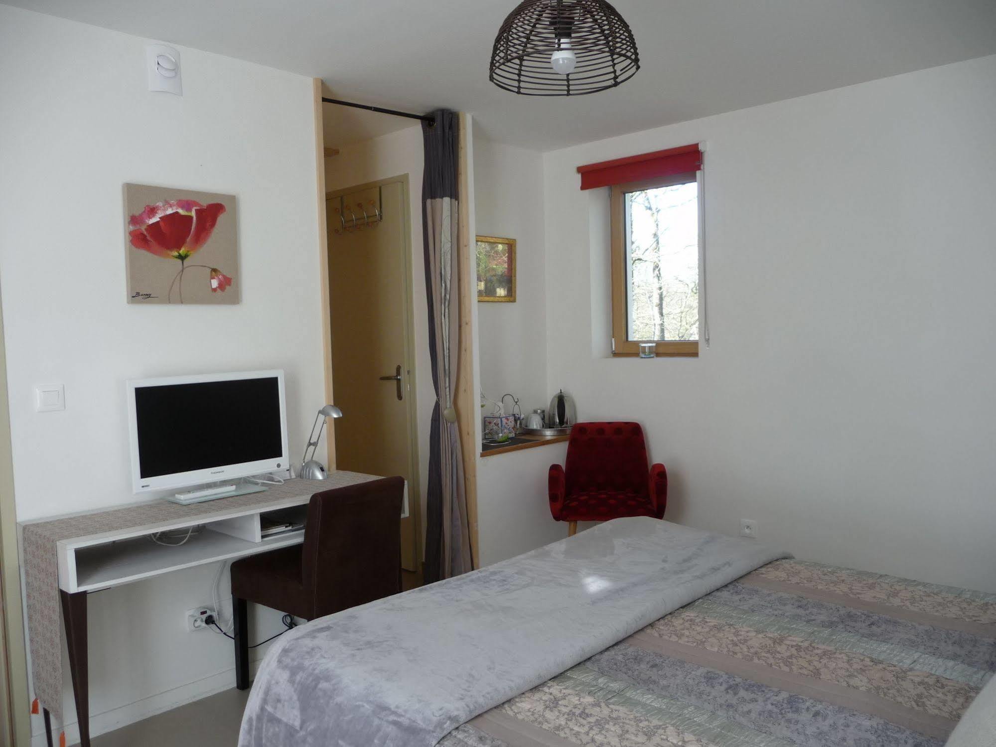 Bed and Breakfast Le Jardin Aux Oiseaux Férel Zewnętrze zdjęcie