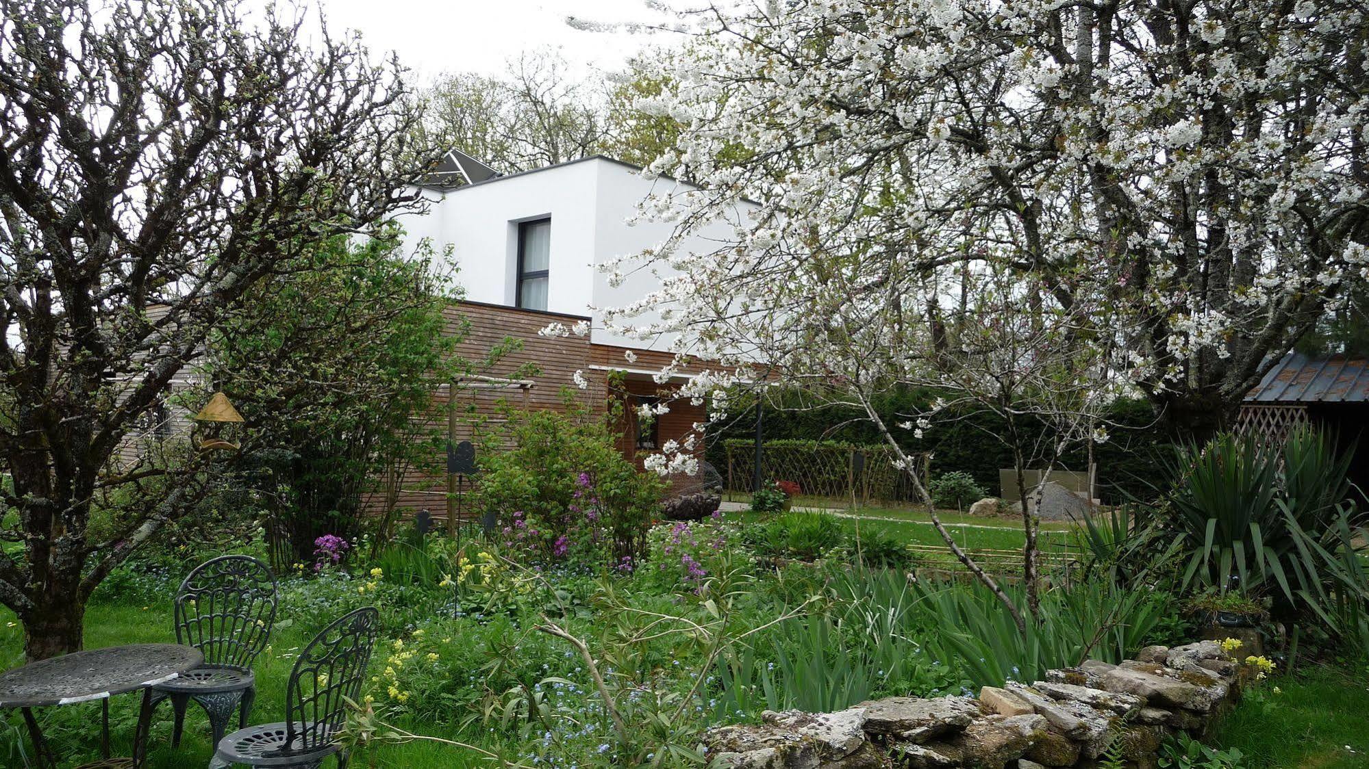 Bed and Breakfast Le Jardin Aux Oiseaux Férel Zewnętrze zdjęcie
